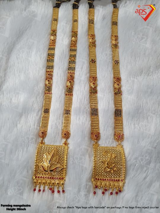 Gold jewelry set uploaded by Samarth_trendy_fashion on 7/5/2021