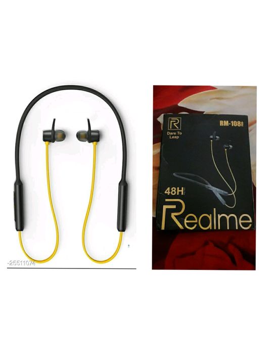 Realme headphone uploaded by Online marketing on 7/6/2021