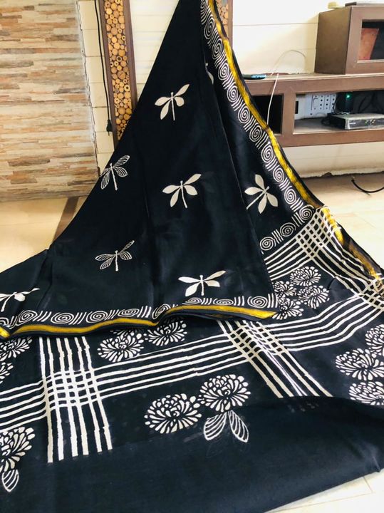 Women sarees  uploaded by business on 7/7/2021