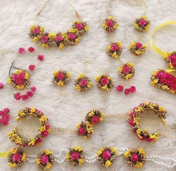 Floral jewellery uploaded by business on 7/8/2021