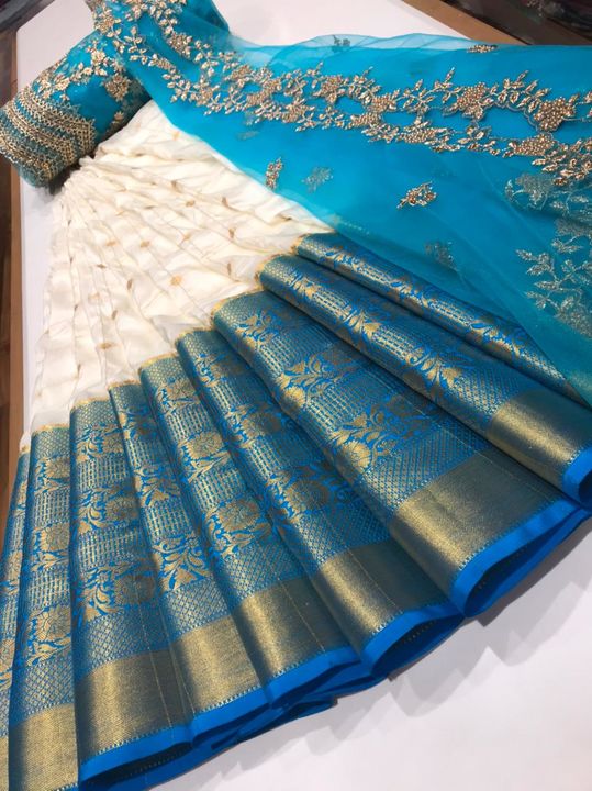 Product uploaded by Trendyhunt Handlooms on 7/8/2021