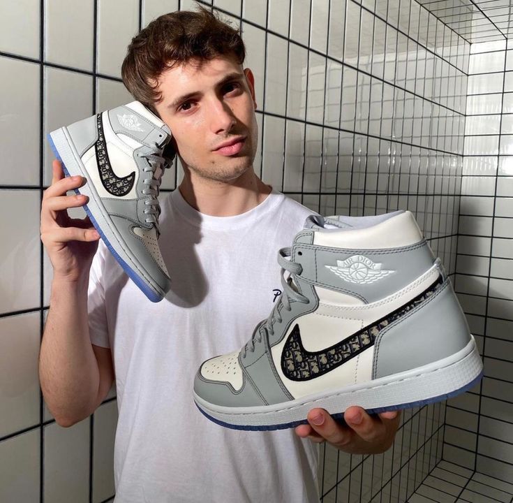 Nike Dior X Air Jordan  uploaded by Shoplines on 7/8/2021