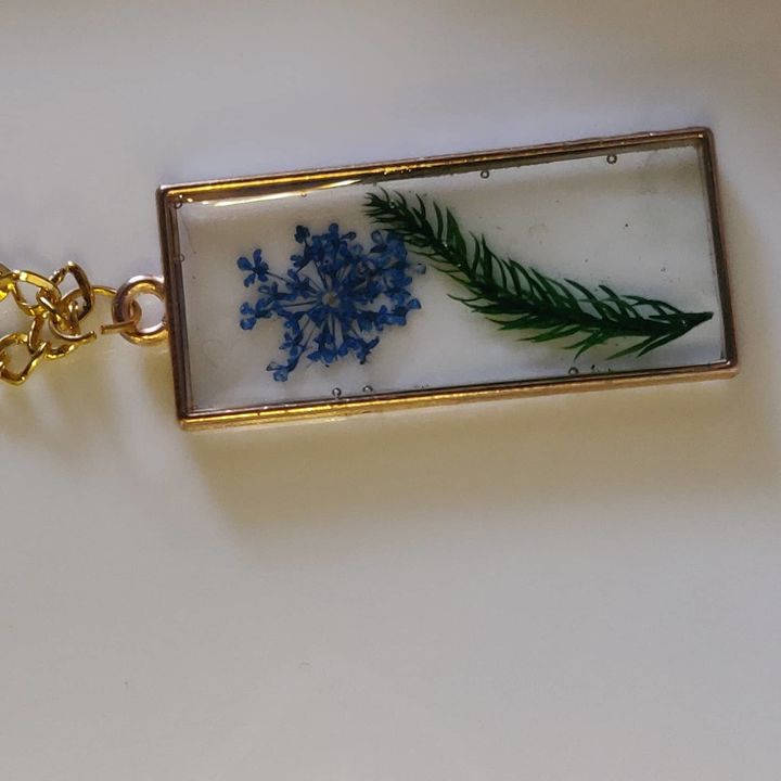 FLORAL resin Pendant  uploaded by business on 7/10/2021