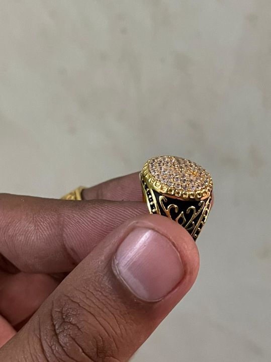 Gold ring uploaded by business on 7/10/2021