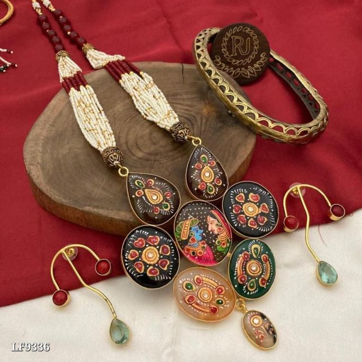 Antique jwellery uploaded by business on 7/10/2021