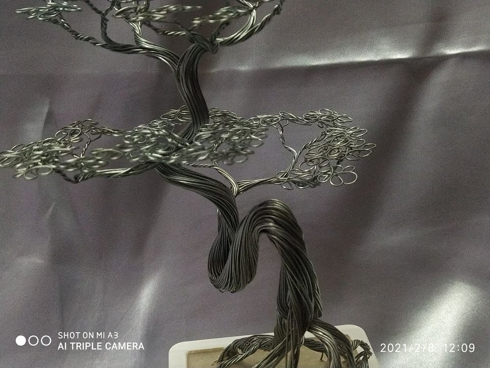Uproot metal bonsai uploaded by business on 7/12/2021