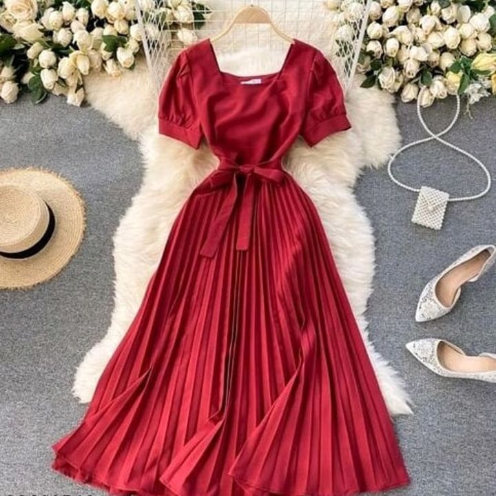 Catalog Name:*Fancy Feminine Women Dresses*
Fabric: Crepe
Sleeve Length: Short Sleeves
Pattern: Soli uploaded by business on 7/14/2021