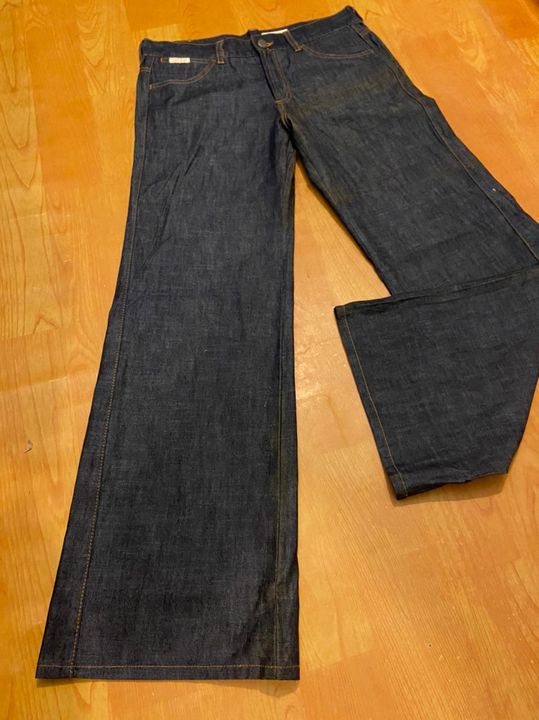 Jeans uploaded by Hundal Saab on 7/16/2021