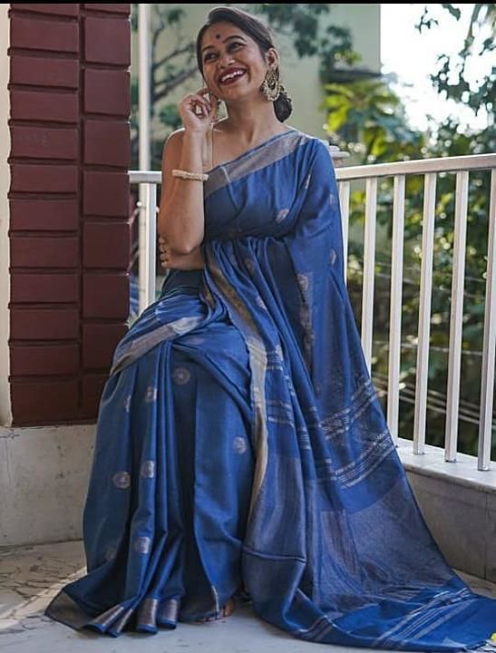 Slub linen saree... With buta ambodri work..
6.5 meter length including blouse piece  uploaded by business on 8/22/2020