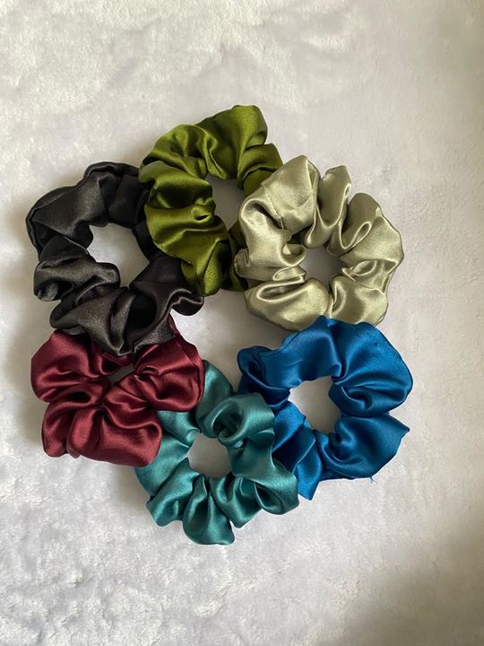 SATIN SCRUNCHIES uploaded by business on 7/16/2021