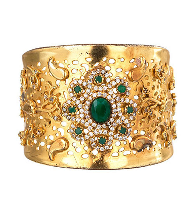 Product image with price: Rs. 3999, ID: ada-emerald-green-3e26b77b