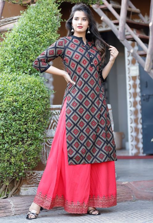 Kurti with flaree plazzo uploaded by business on 7/18/2021