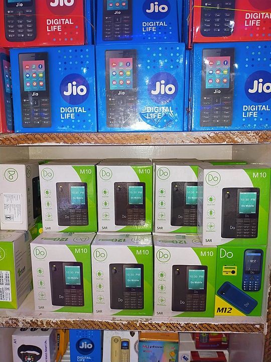 Jio phone 4g uploaded by Rathwa Mobile sales on 8/23/2020