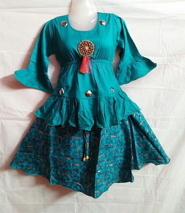 Kids skrits and top , size :(16-18) uploaded by RED ROSE FASHION on 8/23/2020