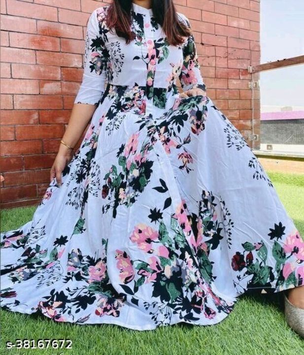 Pretty Fashionable Women gown uploaded by Handwash on 7/18/2021