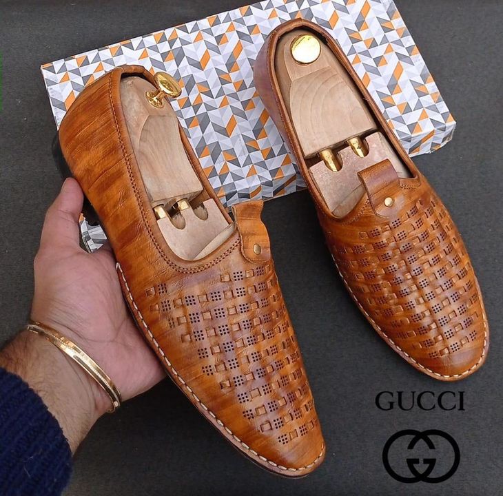 Gucci shoes  uploaded by business on 7/18/2021
