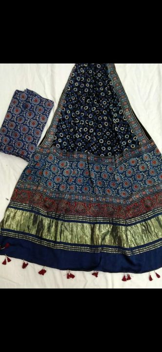 Modaal silk 2 pis combo uploaded by N Y BANDHANI COLLECTION on 7/21/2021