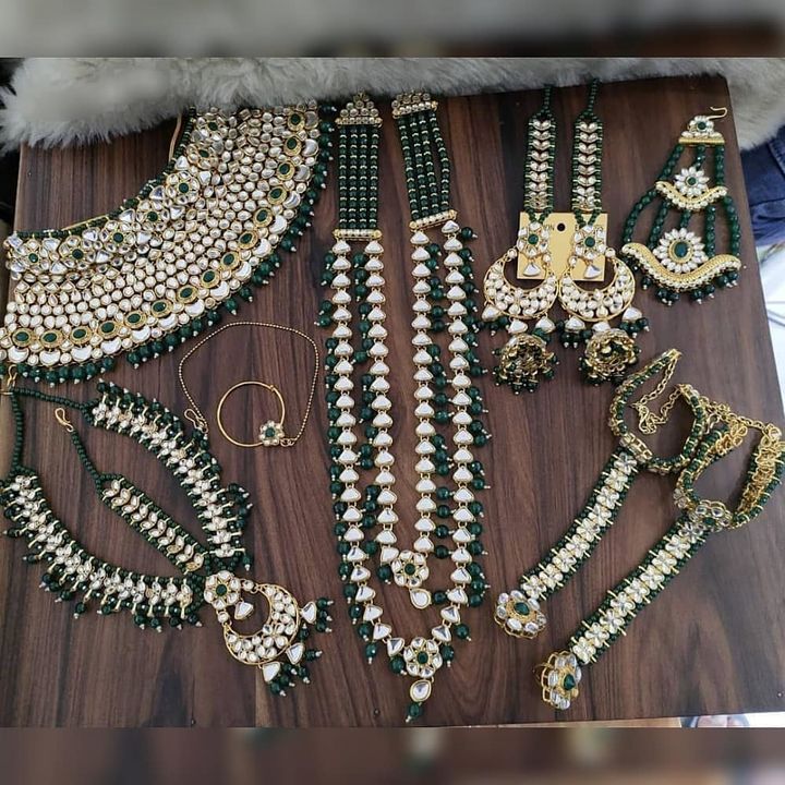 Kundan set uploaded by Aai Ekvira Shopping on 7/22/2021