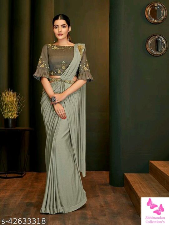 Saree uploaded by Abhinandan Collections on 7/22/2021