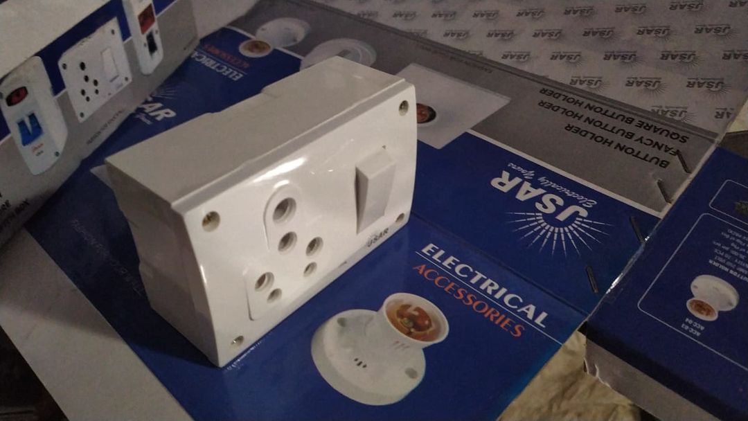 6 &16 amp combined box uploaded by JSAR Electrical  on 7/23/2021