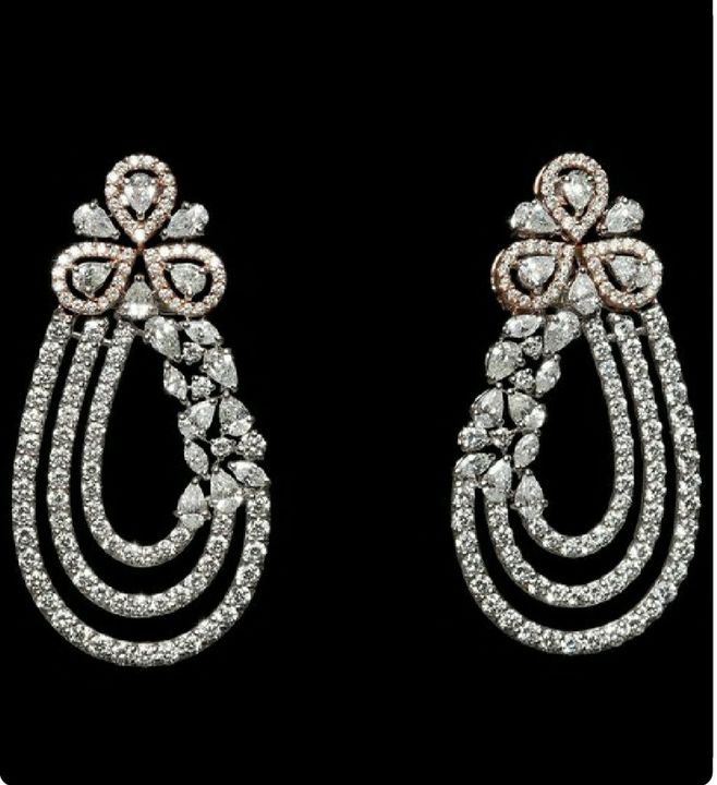 ✨ 18k Hallmark Gold Earrings ✨ uploaded by business on 7/23/2021