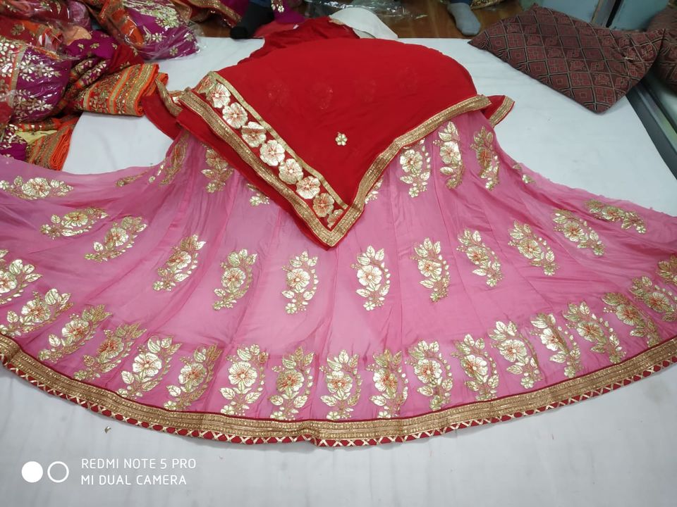 🕉🕉sell sell sell new lunch lehnga👆
👉 Pure chinon creap lehnga 
👉 Pure Georgette dupatta
👉 Gota uploaded by Nikita saree center on 7/23/2021