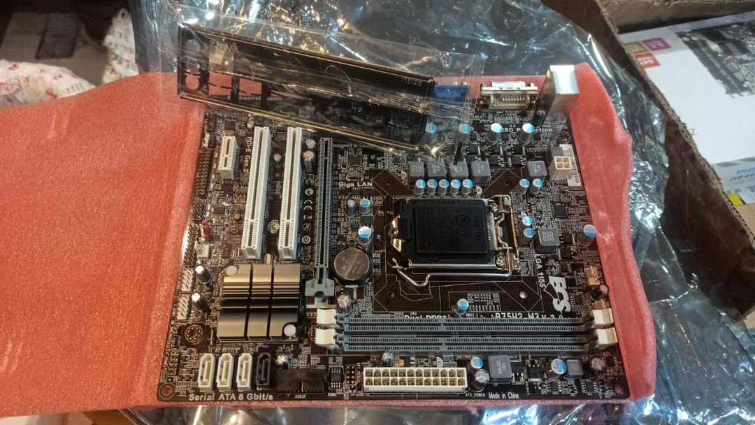Motherboard uploaded by business on 7/23/2021