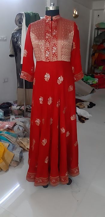 Product image of banarsi dola gown , price: Rs. 2000, ID: banarsi-dola-gown-c93cf466