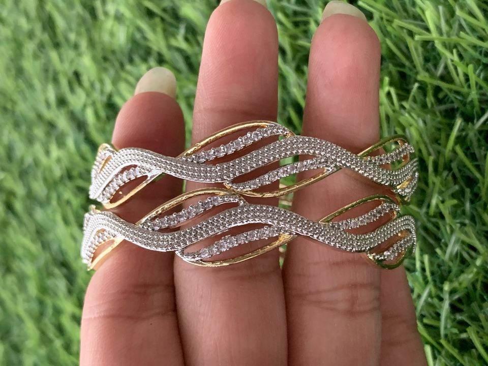 Ad Bangles uploaded by business on 7/24/2021