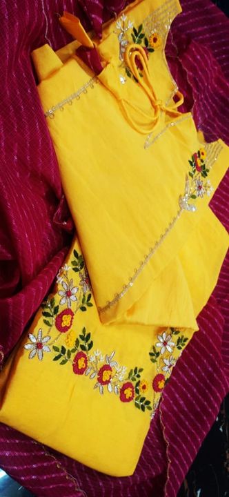 Post image I want 50 Pieces of Want to buy kolkatta Kurtis in lesser price for exhibition at my place in credit basis who take retu.
Chat with me only if you offer COD.
Below are some sample images of what I want.