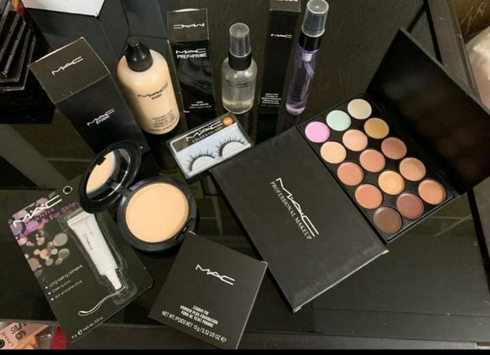 Make up kit uploaded by business on 7/26/2021