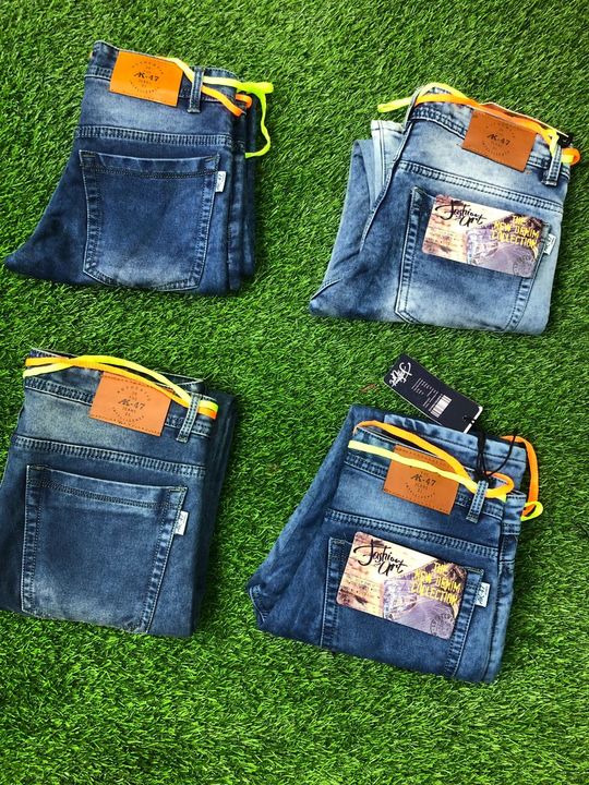 Product image with ID: jeans-a0c9d34d