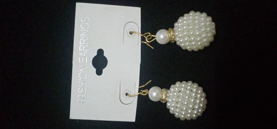 Product image of Earings , price: Rs. 120, ID: earings-f4954268