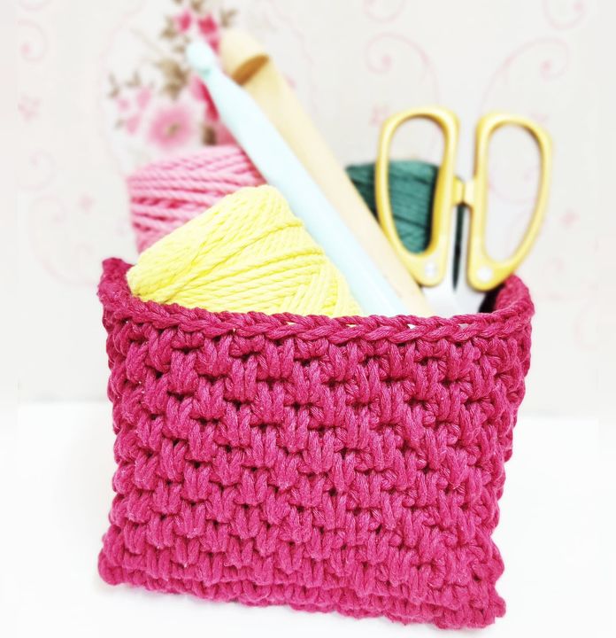 Crochet square Basket uploaded by Knits and Knots By Juhi on 7/27/2021