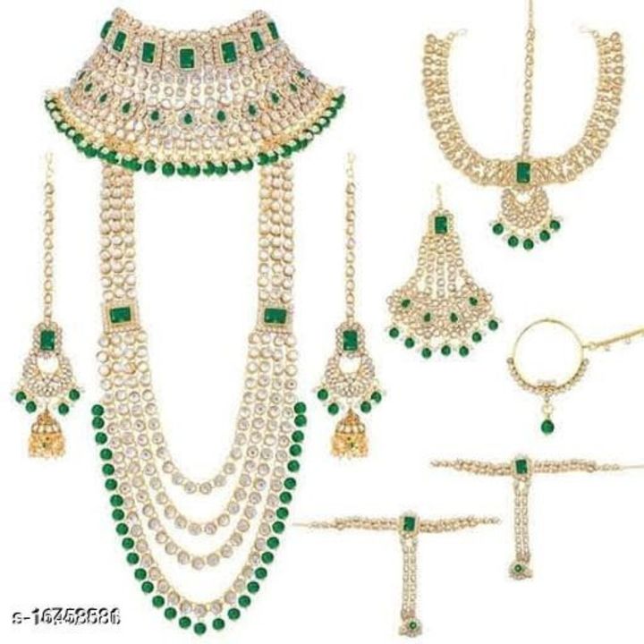 Elegant jewelry set uploaded by Karuna Kathuria on 7/27/2021