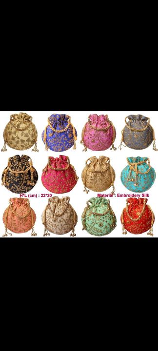 Hand purse uploaded by Rajshi Collections on 7/27/2021