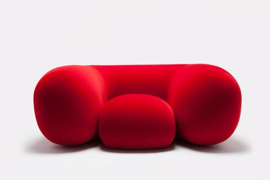 Post image My new model super sofa
