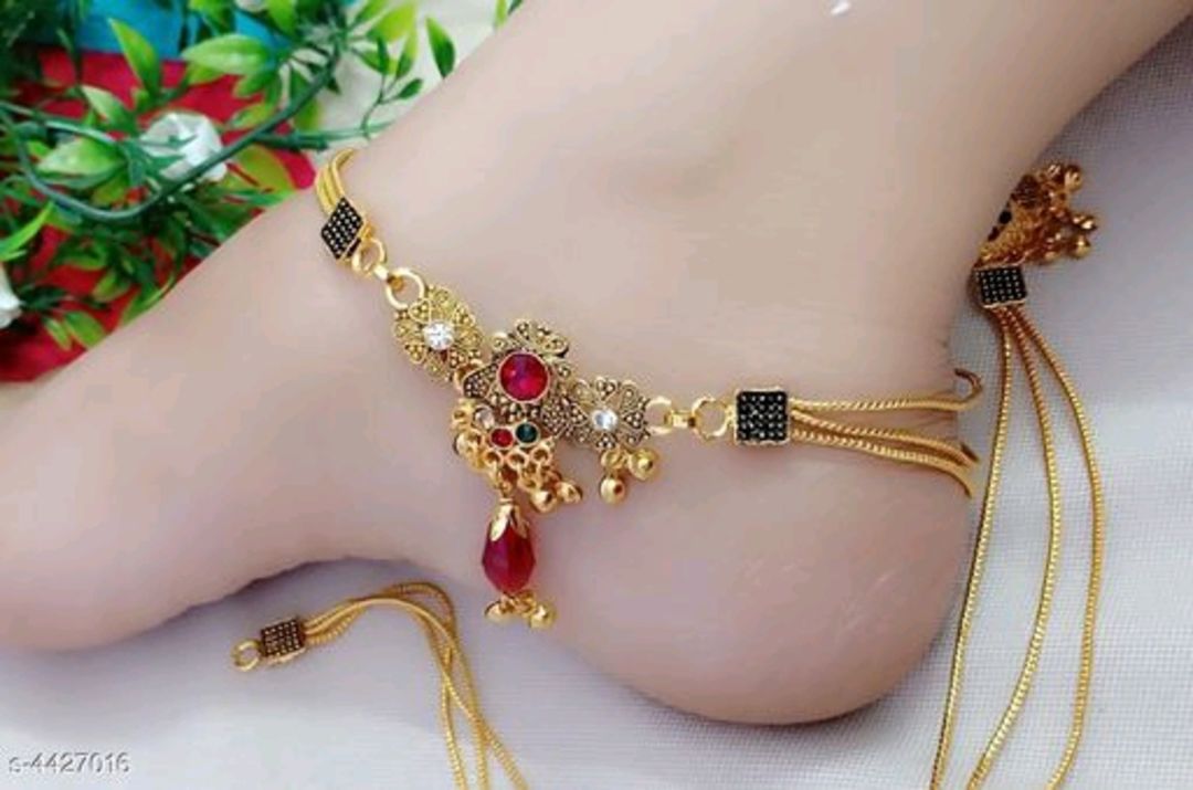 Post image Whatsapp -&gt; https://ltl.sh/zCAoQ9Sp (+917678326533)Catalog Name:*Sizzling Bejeweled Women Anklets &amp; Toe Rings*Base Metal: AlloyPlating: Silver PlatedStone Type: Artificial Stones &amp; BeadsSizing: Non-AdjustableType: Anklet with Toe RingMultipack: 1Sizes:Free SizeEasy Returns Available In Case Of Any Issue*Proof of Safe Delivery! Click to know on Safety Standards of Delivery Partners- https://ltl.sh/y_nZrAV3