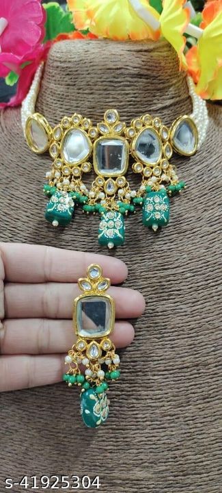Product image of Jewellery set, price: Rs. 850, ID: jewellery-set-0a0a0461