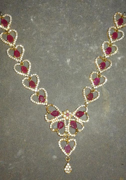 Post image Mujhe jewellery  ki 100 Pieces chahiye.
Mujhe jo product chahiye, neeche uski sample photo daali hain.