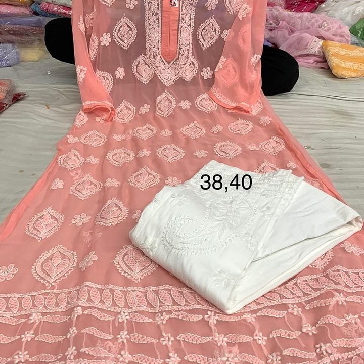Post image Rc0294
Georgette fabric kurti with cotton pant set. 
https://chat.whatsapp.com/IThE8jKIXddAurNJjzo4EL