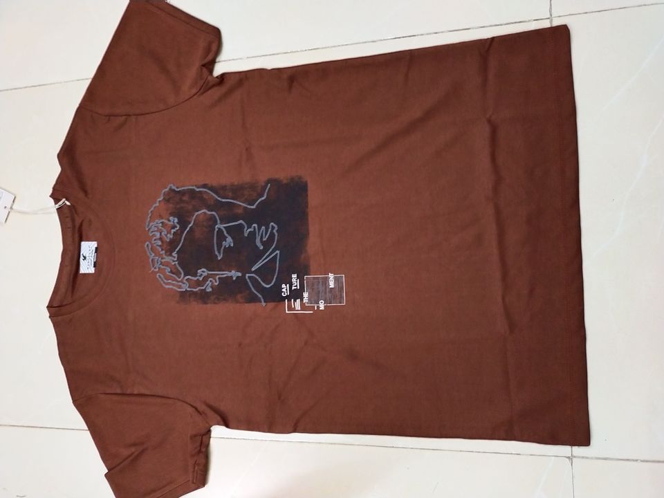 Product image with price: Rs. 450, ID: t-shirt-ebd6b888