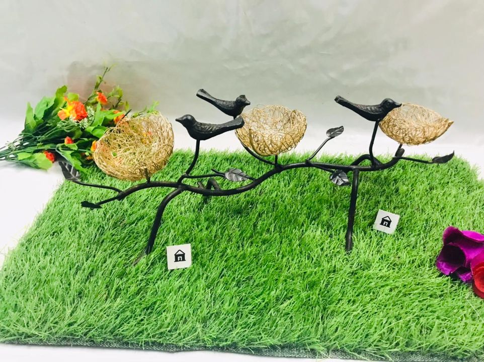 Table decor uploaded by business on 8/1/2021