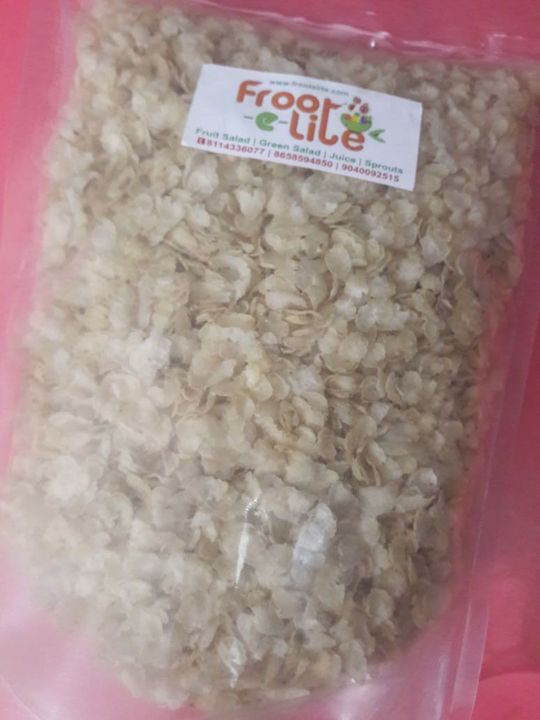 Post image Jawar flakes is a good source of protein, calcium and a superfood breakfast for diabetic, cholesterol, bp person and waight loss people. U can make it dry fry flakes, upma and eat like corn flakesFor order WhatsApp 9040092515 /7377338434