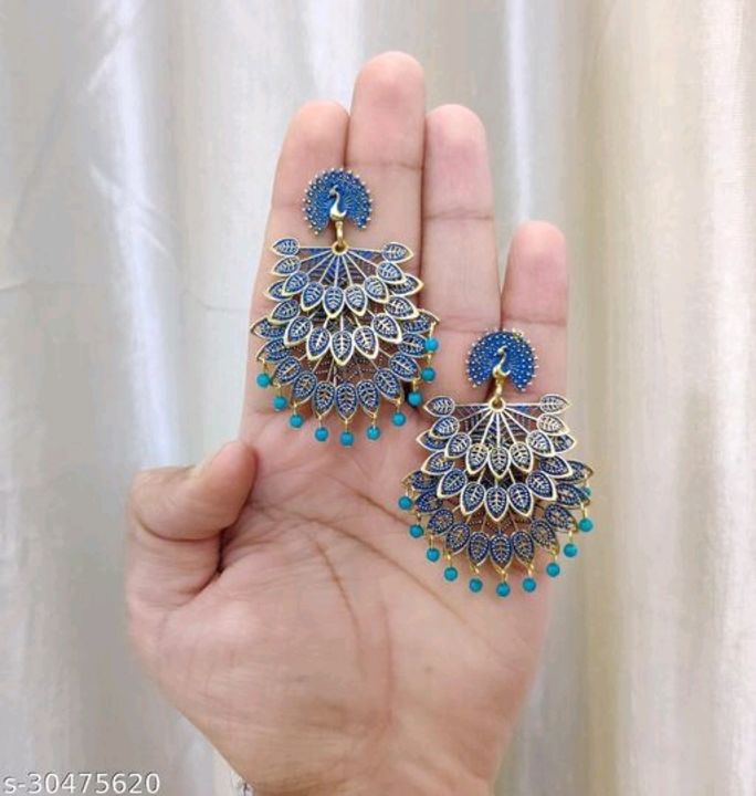 Post image Glittering Earings Price Rs.199