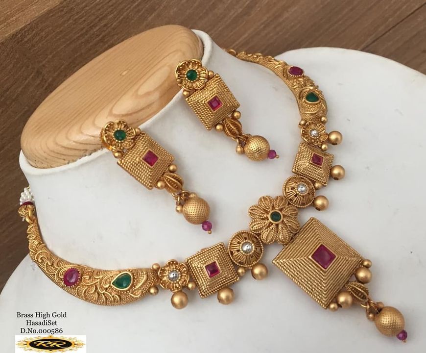 High Quality Gold Plated Jewellery Set only  uploaded by RADHA RANI COLLECTION on 8/6/2021