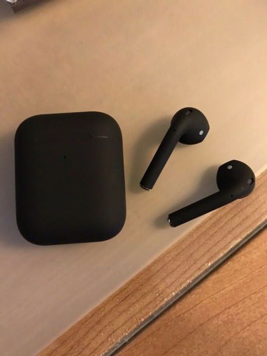 Airpod 2 Black Addition uploaded by Mr.Gadget on 8/7/2021