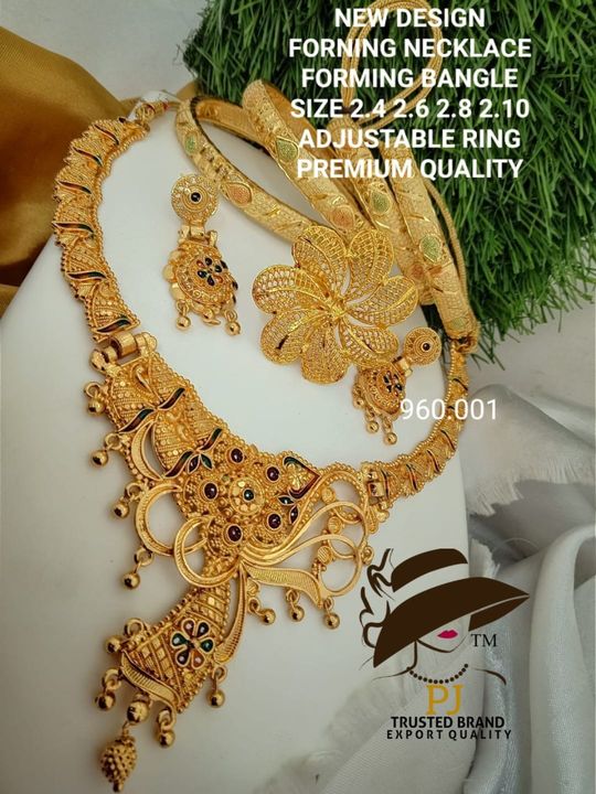Product uploaded by ZH collection on 8/7/2021