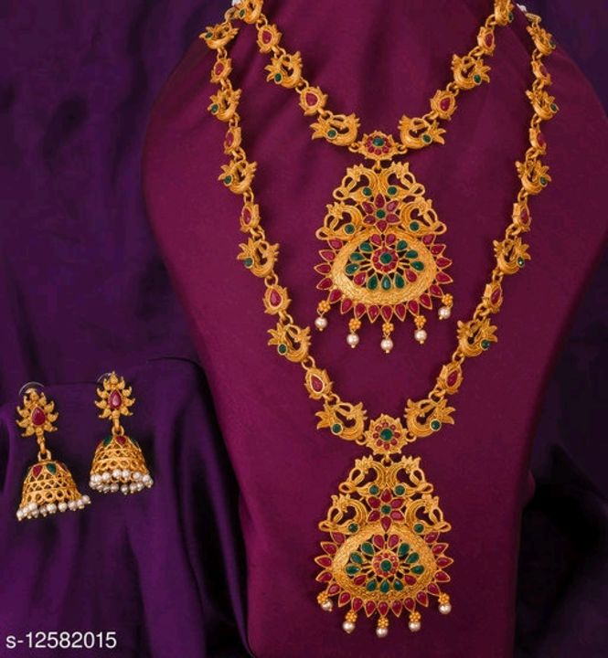 Jewellery sets uploaded by business on 8/7/2021