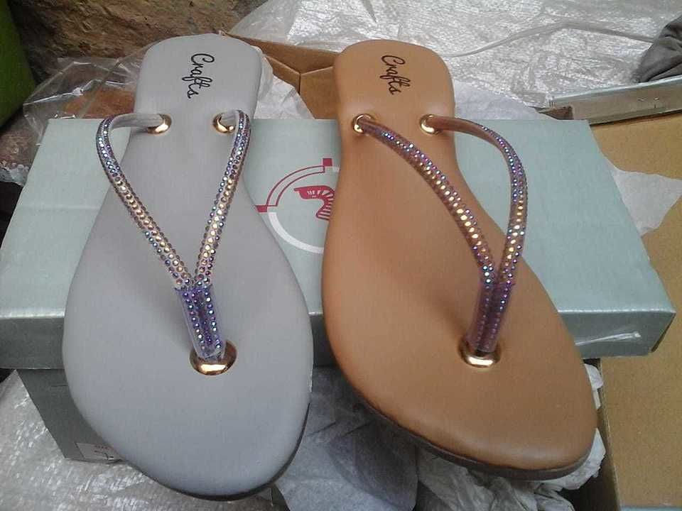 Ladies slippers
For wholesale orders dm or whtsap on  uploaded by business on 8/29/2020